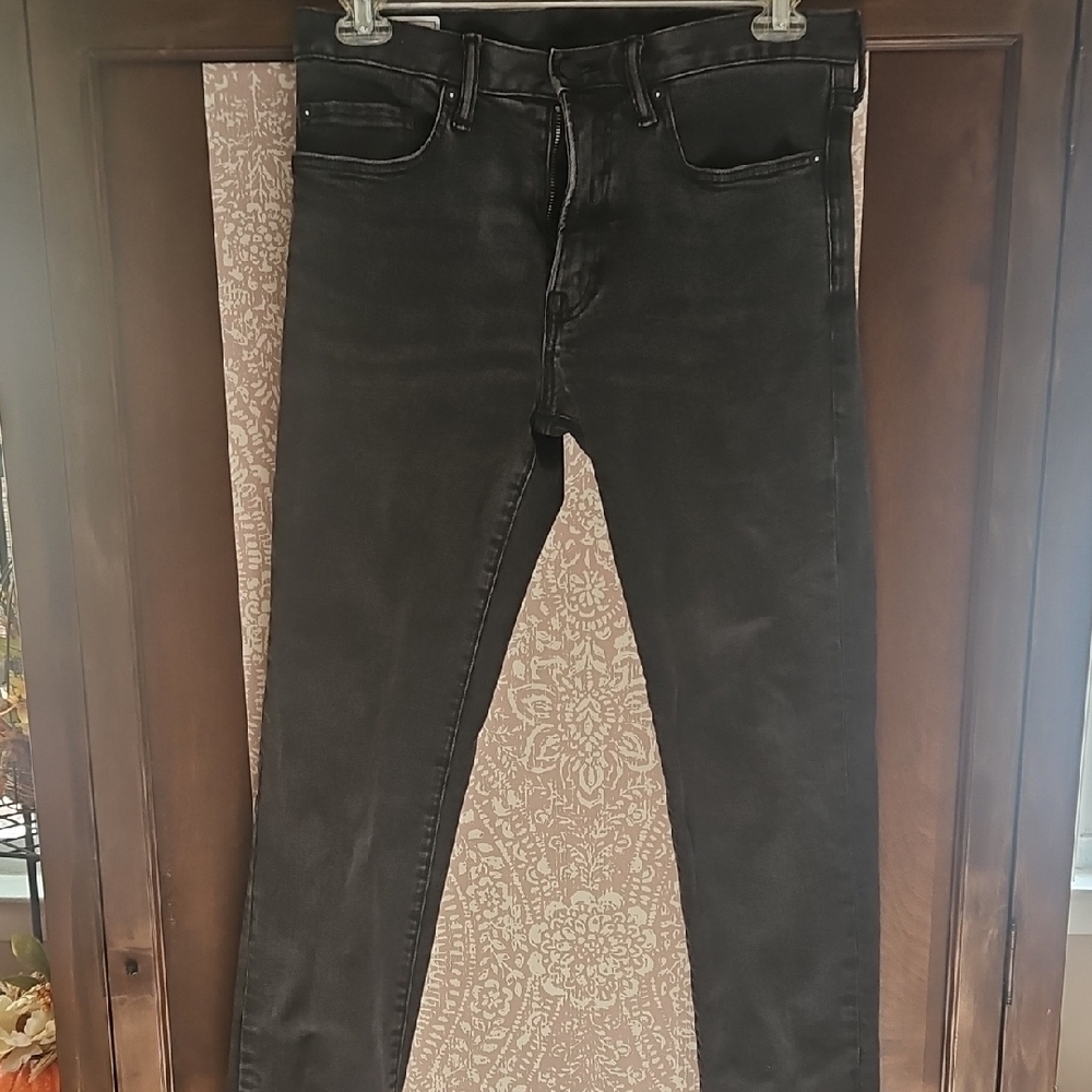 GAP SLIM FIT  Men's Dark Charcoal Skinny Jeans.  32x 32 EUC